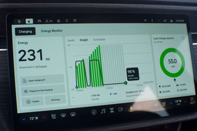 2023 Rivian R1T LocalTrade/Adventure/Quad-Motor-LargePack/AdaptiveCruise/NAV - 22988191 - 30