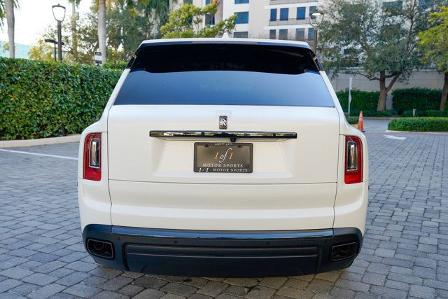 2023 Rolls-Royce Cullinan Black Badge Sport Utility - 22981379 - 19