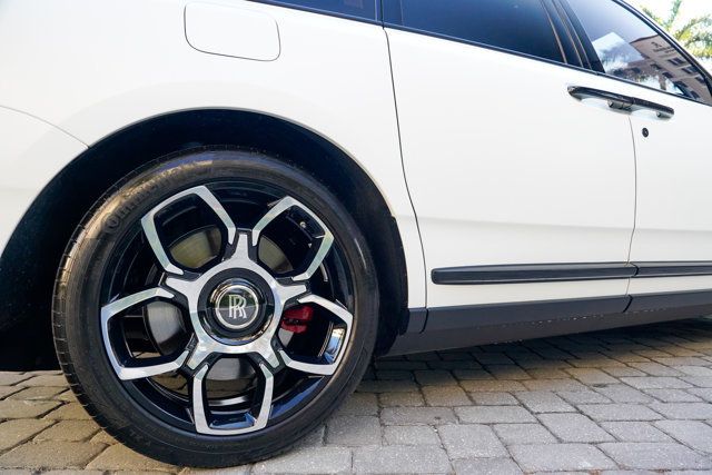 2023 Rolls-Royce Cullinan Black Badge Sport Utility - 22981379 - 27