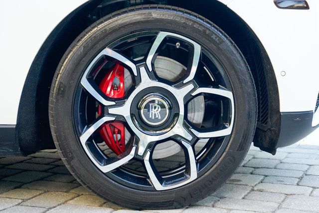 2023 Rolls-Royce Cullinan Black Badge Sport Utility - 22981379 - 32