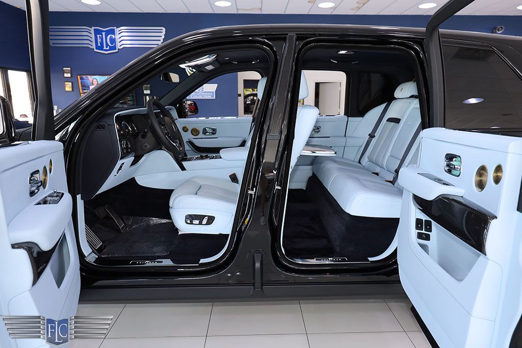 2023 Rolls-Royce Cullinan Black Badge Sport Utility - 22951746 - 10