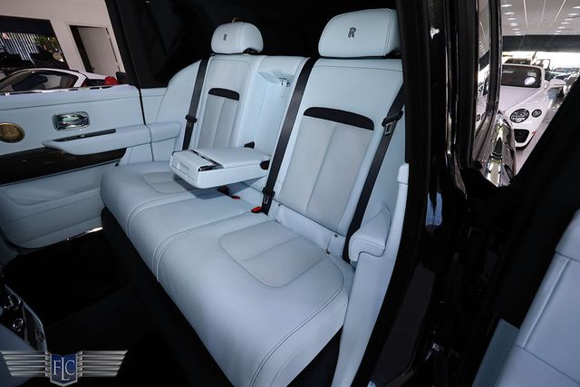 2023 Rolls-Royce Cullinan Black Badge Sport Utility - 22951746 - 17