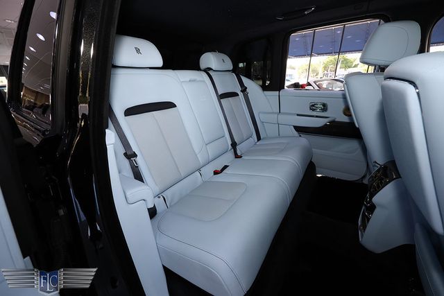 2023 Rolls-Royce Cullinan Black Badge Sport Utility - 22951746 - 18