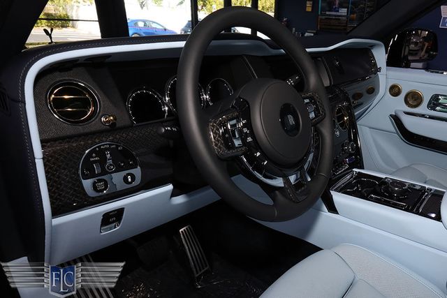 2023 Rolls-Royce Cullinan Black Badge Sport Utility - 22951746 - 23