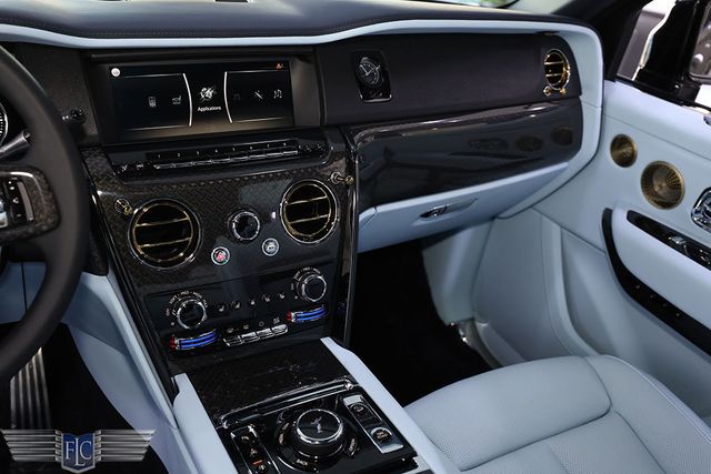 2023 Rolls-Royce Cullinan Black Badge Sport Utility - 22951746 - 26