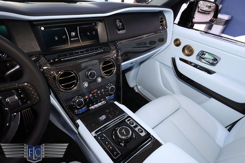 2023 Rolls-Royce Cullinan Black Badge Sport Utility - 22951746 - 27