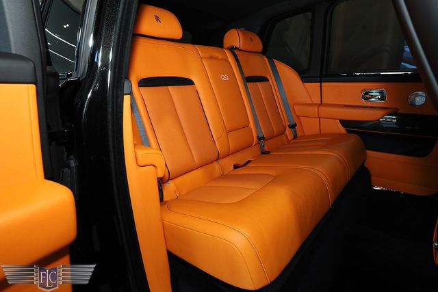 2023 Rolls-Royce Cullinan Black Badge Sport Utility - 23001935 - 25