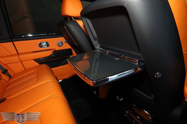 2023 Rolls-Royce Cullinan Black Badge Sport Utility - 23001935 - 29
