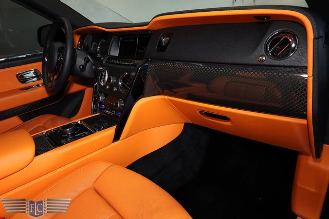 2023 Rolls-Royce Cullinan Black Badge Sport Utility - 23001935 - 32