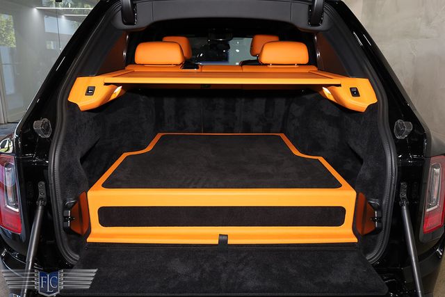 2023 Rolls-Royce Cullinan Black Badge Sport Utility - 23001935 - 44