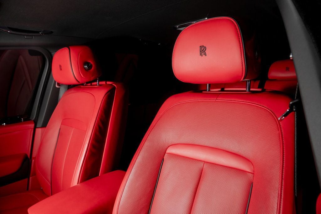Rolls-Royce Cullinan photo 13