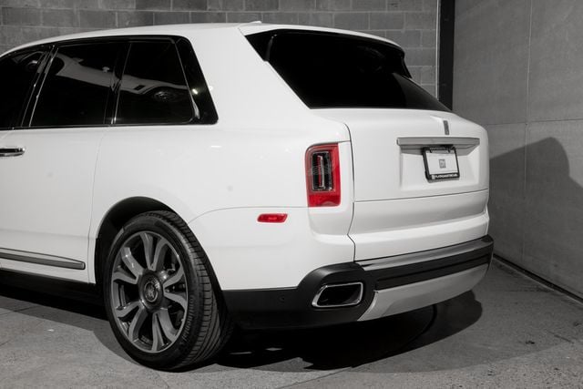 2023 Rolls-Royce Cullinan Sport Utility - 23092715 - 28