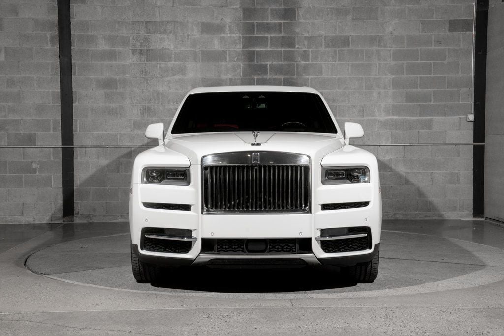 Rolls-Royce Cullinan photo 3
