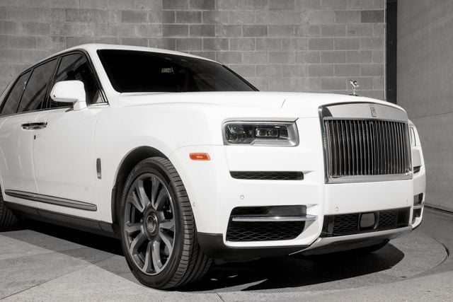 2023 Rolls-Royce Cullinan Sport Utility - 23092715 - 31