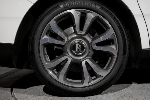 2023 Rolls-Royce Cullinan Sport Utility - 23092715 - 33