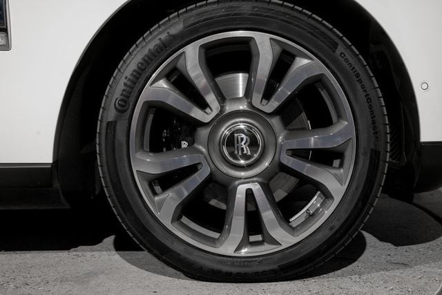 2023 Rolls-Royce Cullinan Sport Utility - 23092715 - 35