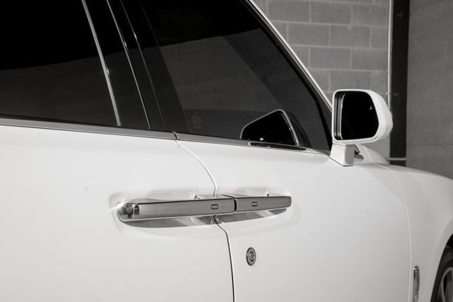 2023 Rolls-Royce Cullinan Sport Utility - 23092715 - 37