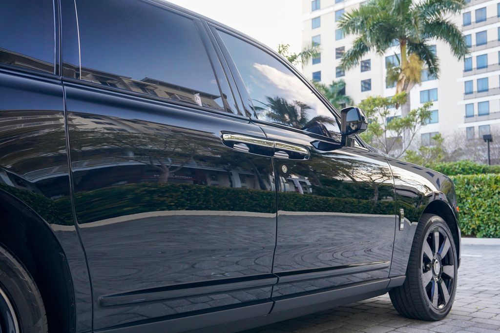 2023 Rolls-Royce Cullinan Sport Utility - 22982651 - 28