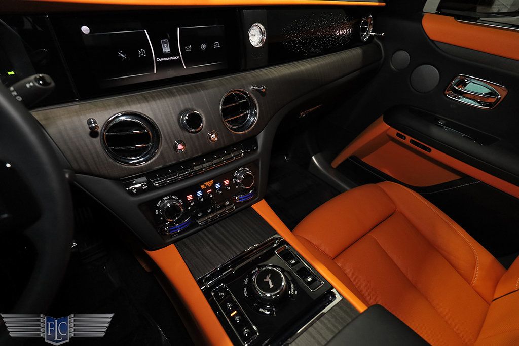 2023 Rolls-Royce Ghost Shooting Star Headliner, Illuminated Grill, Illuminated Fascia - 21720486 - 25