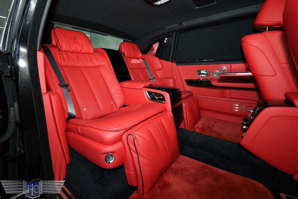2023 Rolls-Royce Phantom Extended Wheelbase Sedan - 22919608 - 21