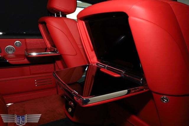 2023 Rolls-Royce Phantom Extended Wheelbase Sedan - 22919608 - 27