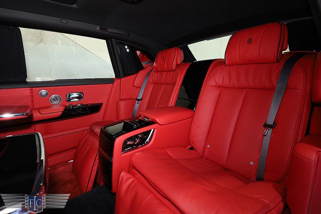 2023 Rolls-Royce Phantom Extended Wheelbase Sedan - 22919608 - 36