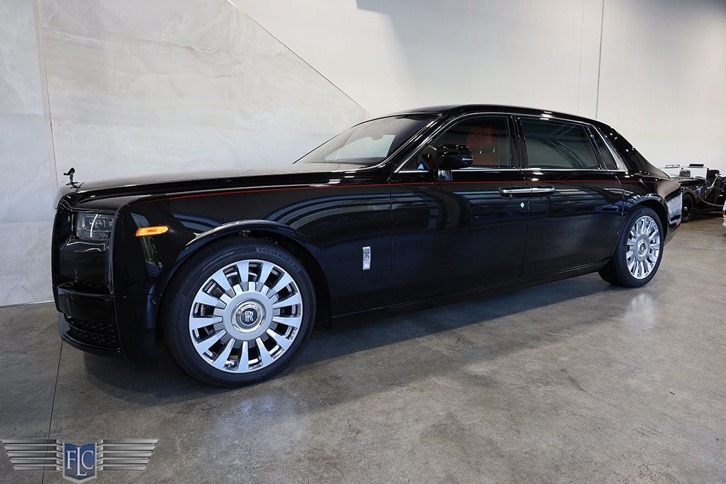 2023 Rolls-Royce Phantom Extended Wheelbase Sedan - 22919608 - 4