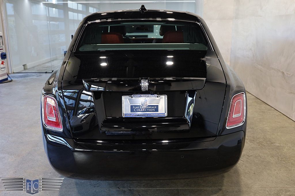 2023 Rolls-Royce Phantom Extended Wheelbase Sedan - 22919608 - 7