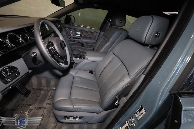 2023 Rolls-Royce Phantom Sedan - 22968200 - 16
