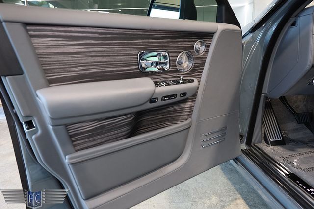 2023 Rolls-Royce Phantom Sedan - 22968200 - 18