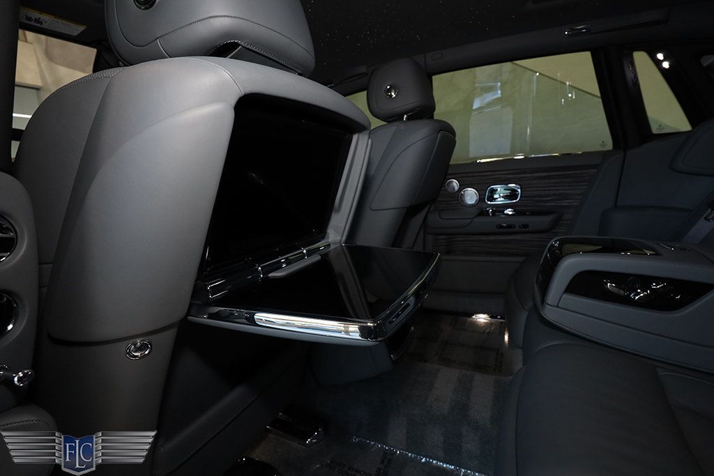 2023 Rolls-Royce Phantom Sedan - 22968200 - 28