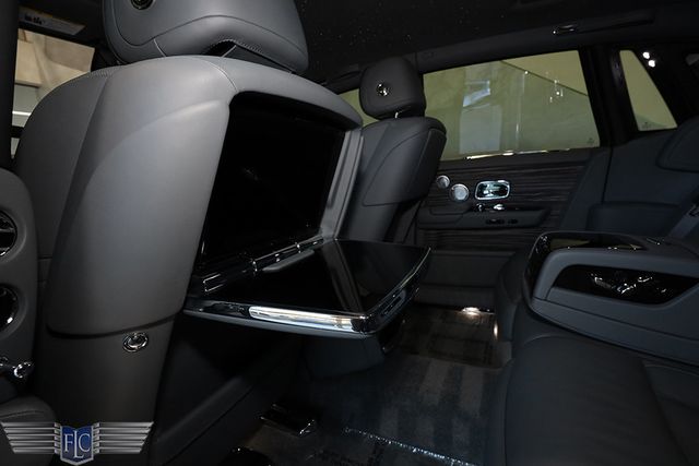 2023 Rolls-Royce Phantom Sedan - 22968200 - 28