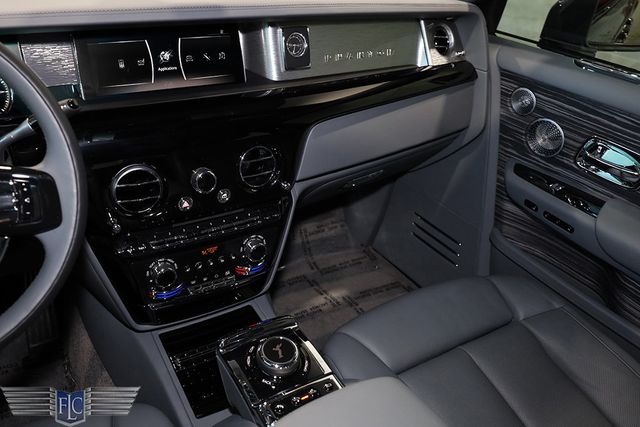 2023 Rolls-Royce Phantom Sedan - 22968200 - 37