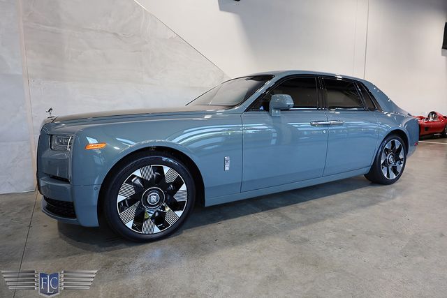 2023 Rolls-Royce Phantom Sedan - 22968200 - 3