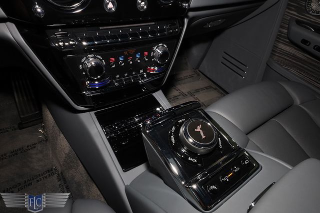 2023 Rolls-Royce Phantom Sedan - 22968200 - 44