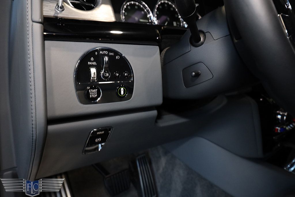 2023 Rolls-Royce Phantom Sedan - 22968200 - 46