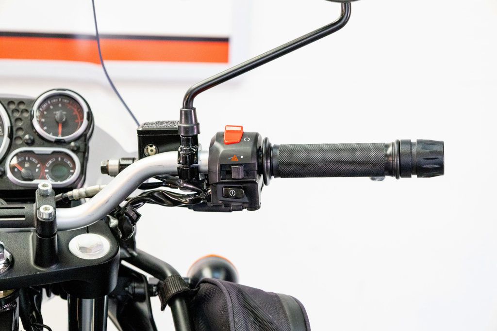 2023 ROYAL ENFIELD HIMALAYAN 411 CERTIFIED PRE-OWNED! - 23012599 - 10
