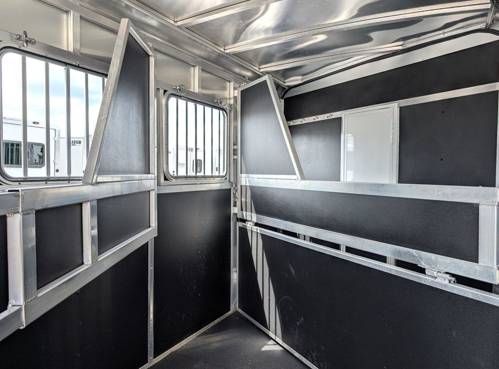 2023 Shadow 3 Horse Slant 10'6 Living Quarters with Slide  - 22786741 - 7
