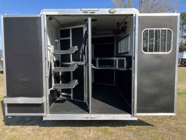 2023 Shadow 3 Horse Slant 7'6 Living Quarters w/ Slide  - 22996800 - 3