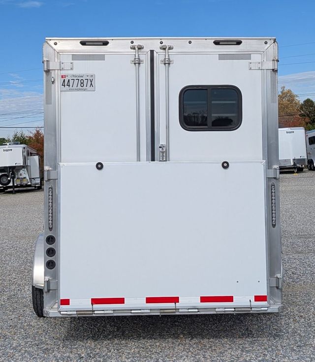 2023 SMC 3 Horse Slant 9' Living Quarters w/ Slide & Ramp  - 22942132 - 2