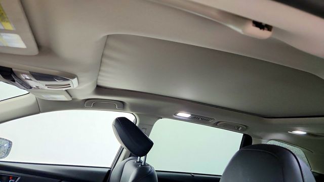 2023 Subaru Ascent Limited 8-Seater w/ Moonroof & Nav System - 23088110 - 9