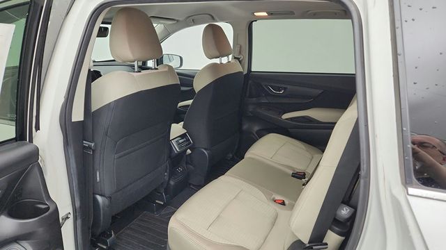 2023 Subaru Ascent Premium 8-Passenger w/ Option Package 12 & Power Rear Gate - 23044432 - 18