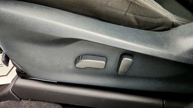 2023 Subaru Ascent Premium 8-Seater w/ Convenience Package - 23009505 - 10