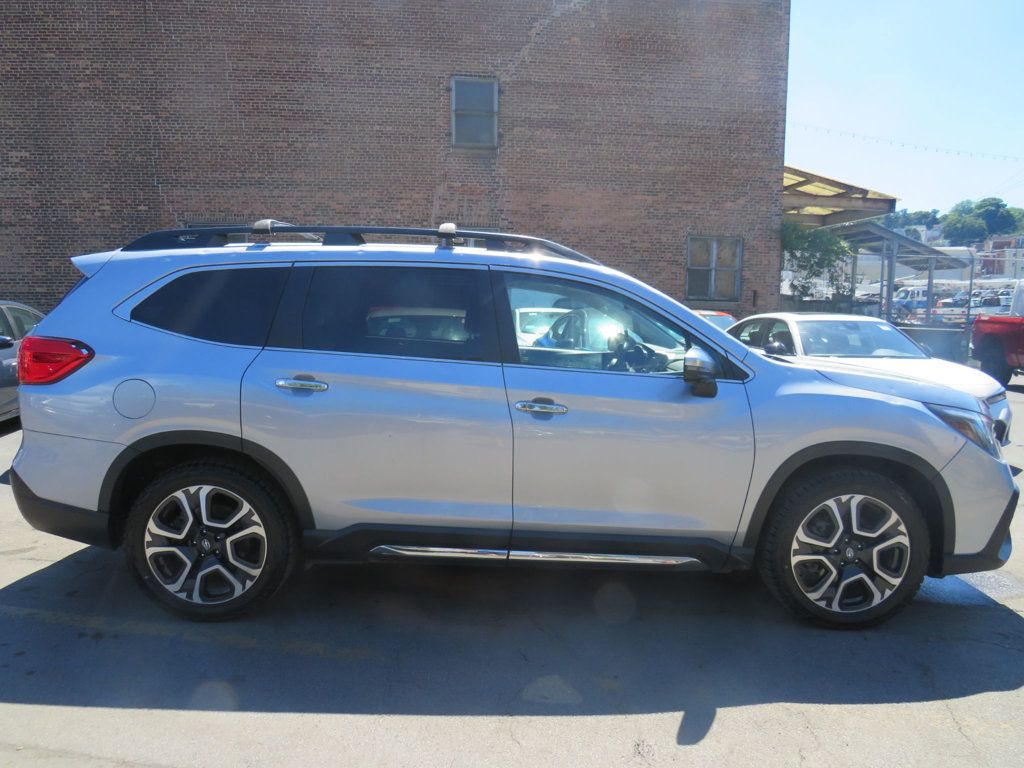 Subaru Ascent photo 4