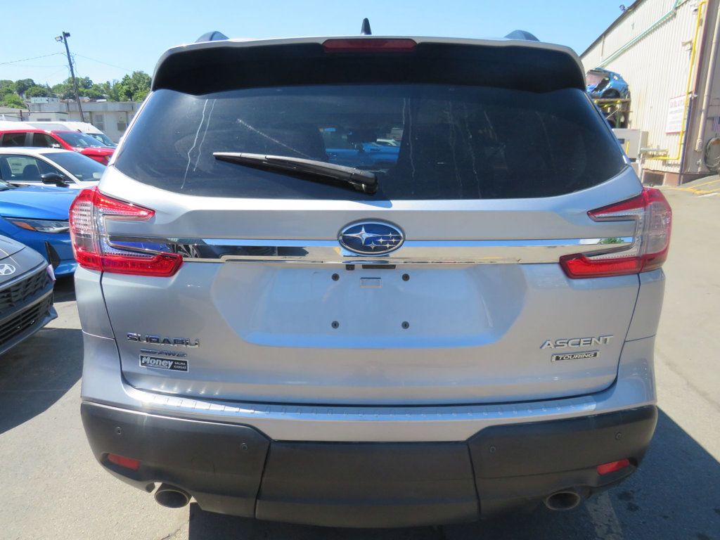 Subaru Ascent photo 6