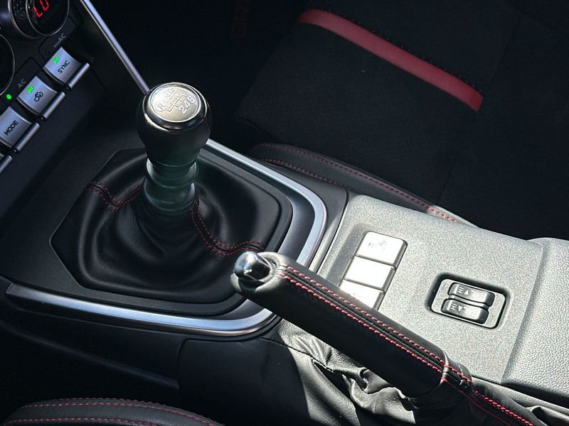 2023 Subaru BRZ Limited Manual - 22944845 - 18