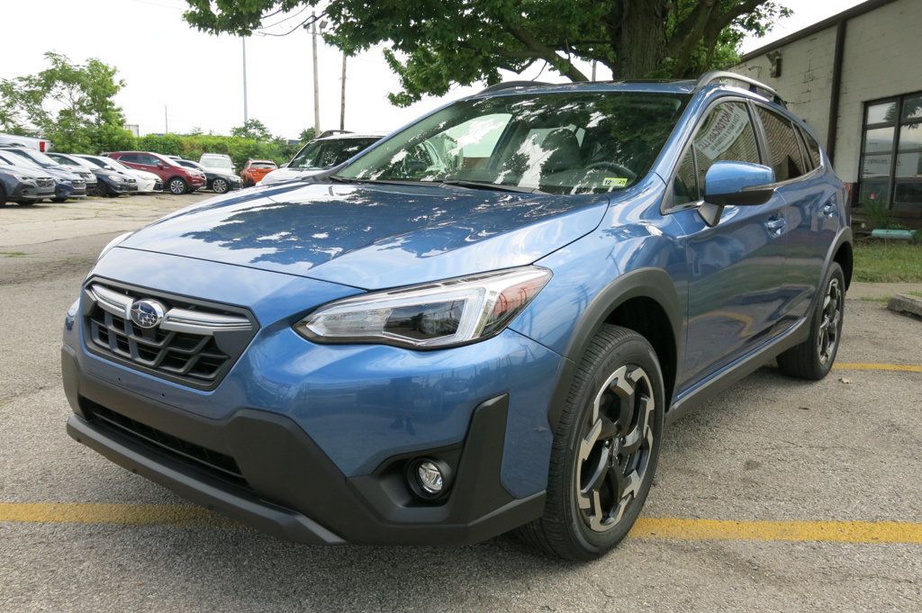 2023 Subaru Crosstrek Limited photo 2