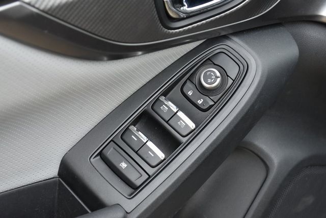 2023 Subaru Crosstrek Limited CVT - 22967041 - 34