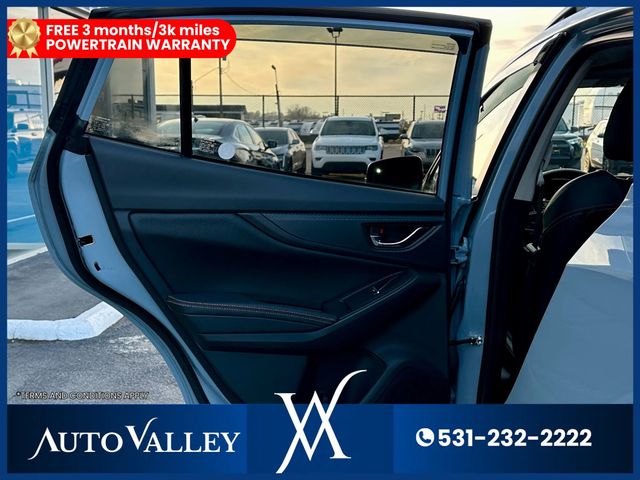 2023 Subaru Crosstrek Limited Sport Utility 4D - 22953727 - 19