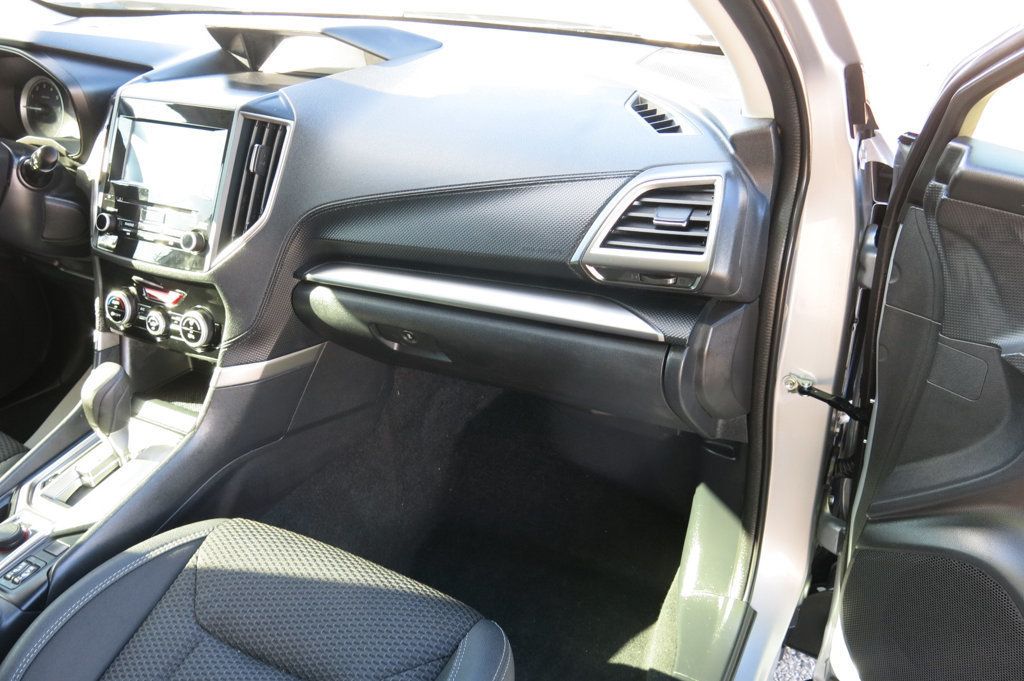 2023 Subaru Forester Premium photo 12